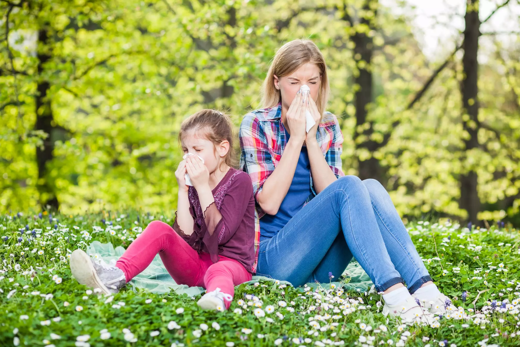 Алергічний нежить – основний симптом алергії на більшість подразників