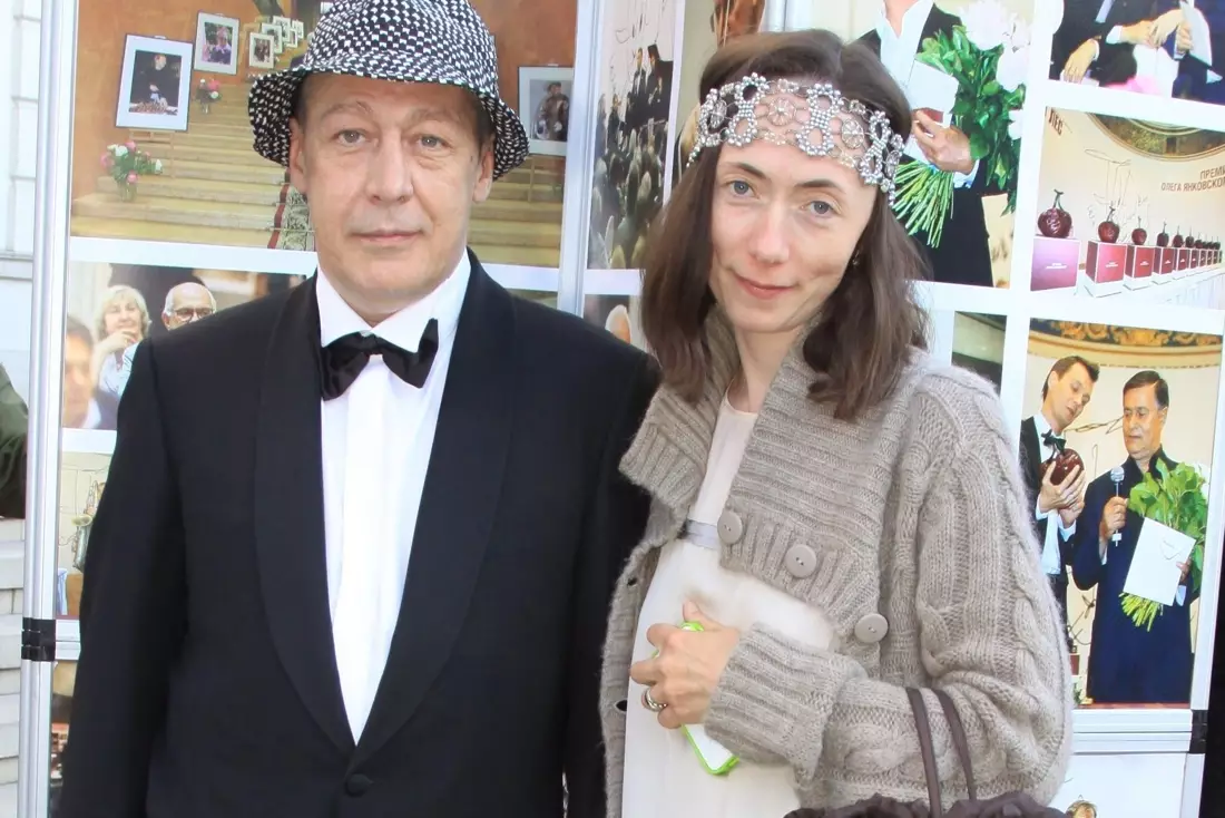 Михайло Єфремов з дружиною Софією Кругликовою