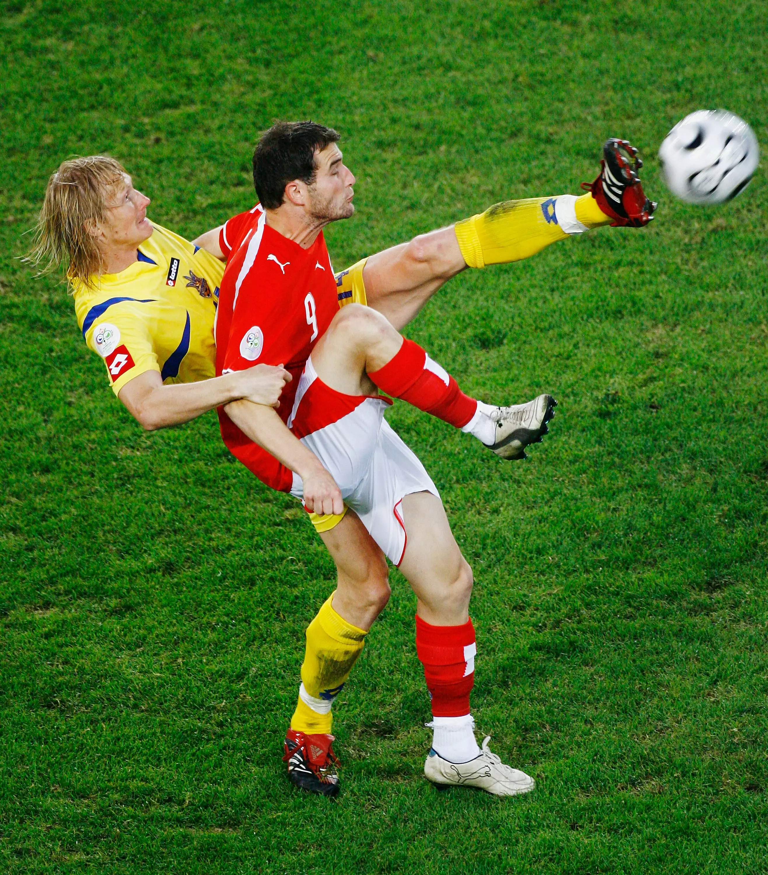 Андрей Гусин против сборной Швейцарии на ЧМ-2006