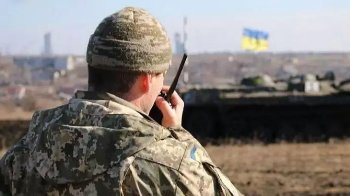 На Донбасі поранений військовий