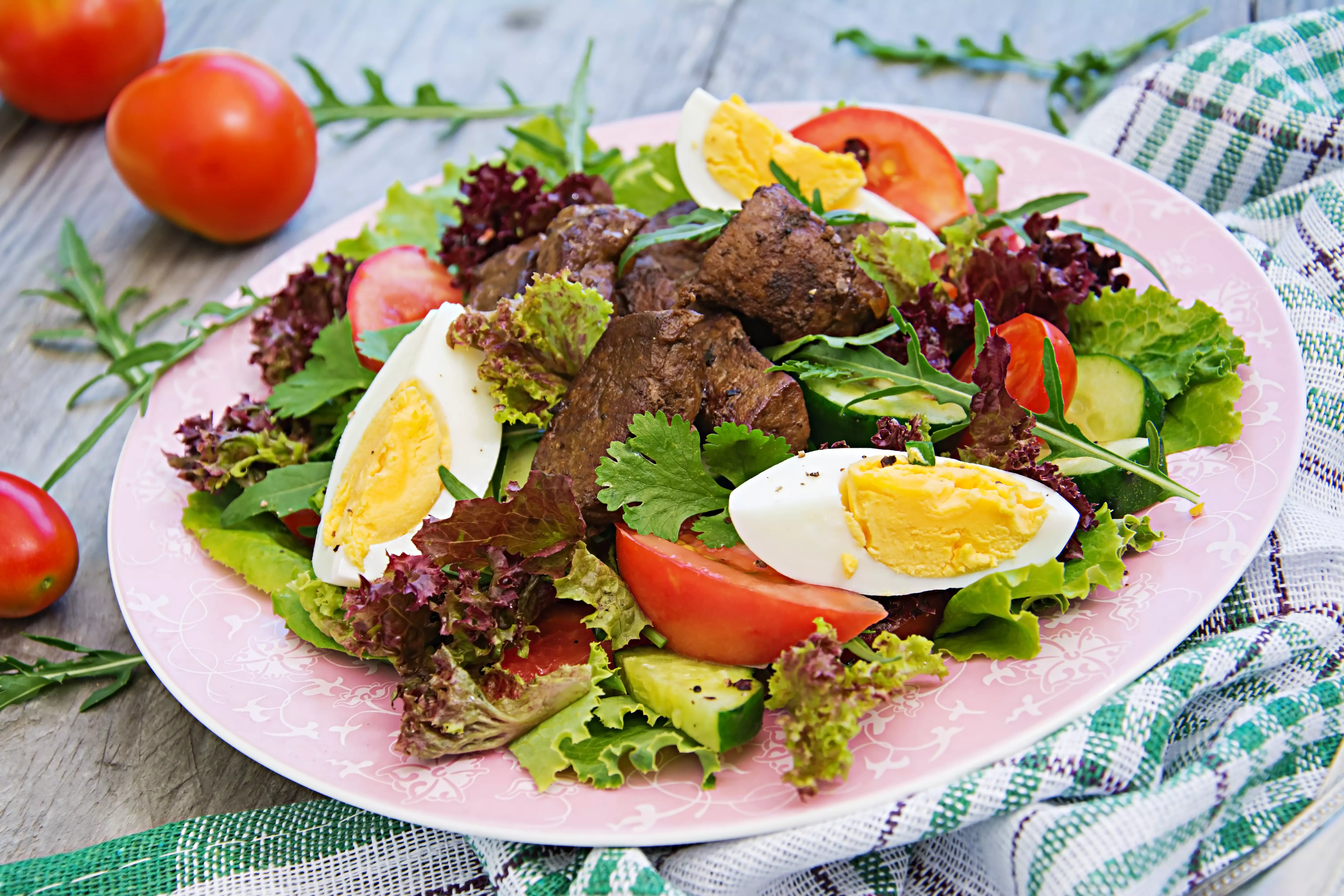 Салат з печінки та овочів