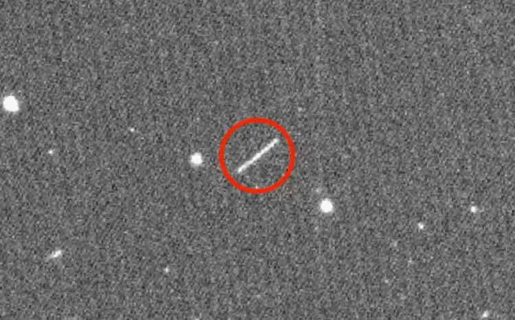 Снимок астероида 2020 QG, сделанный телескопом ZTF