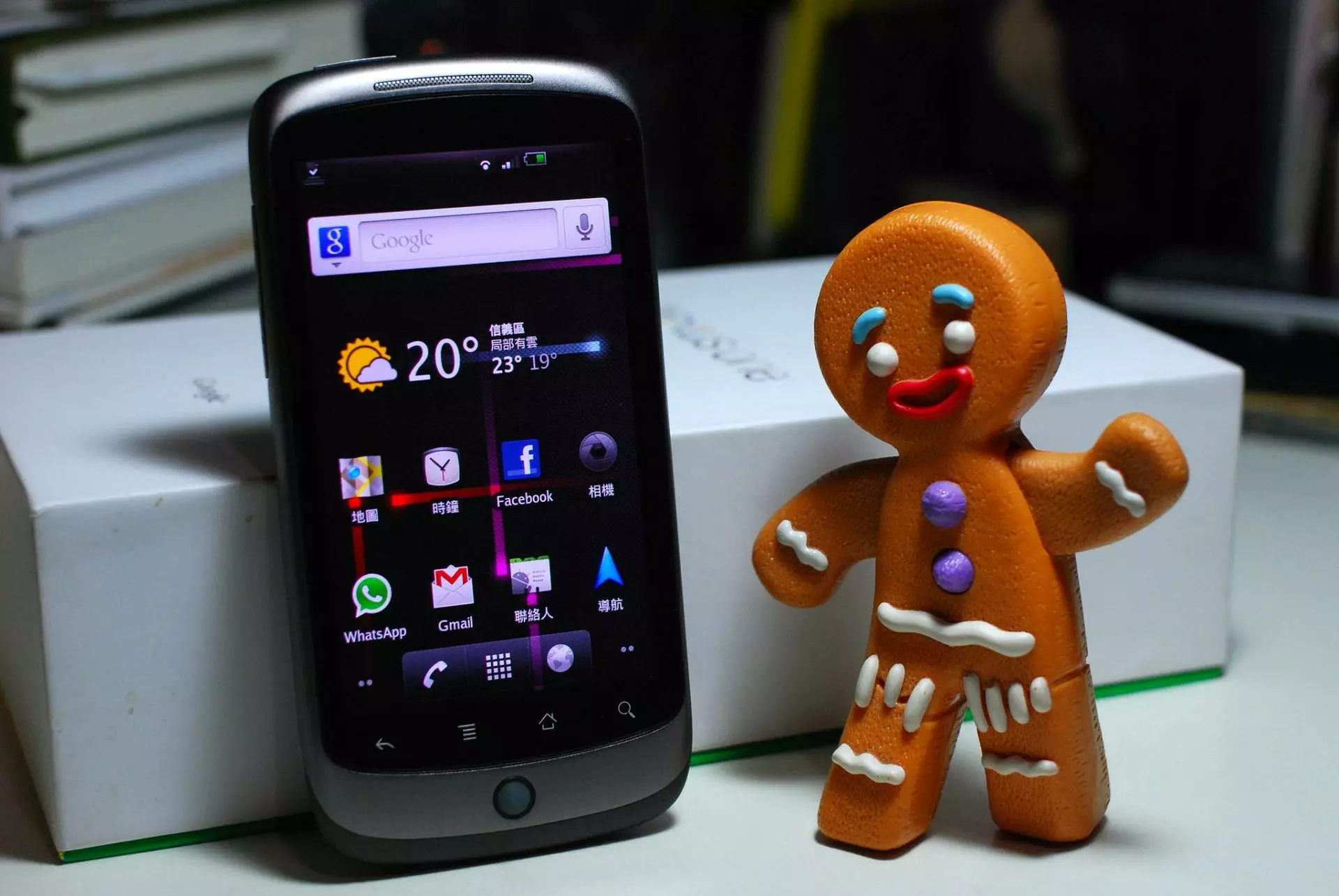 002 андроид. Android 2.3 Gingerbread. Андроид 2.2. Старый андроид. Андроид 2.3.6.