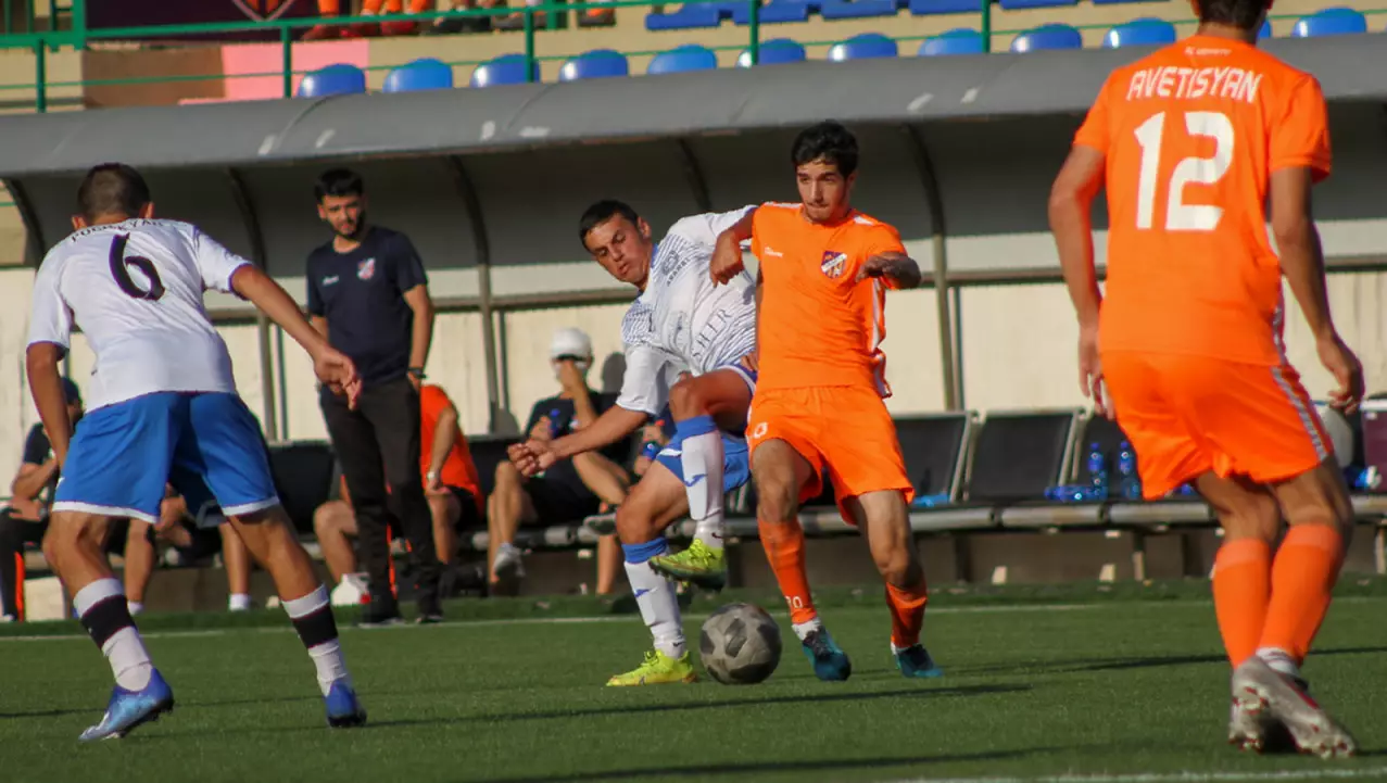 Чемпіонат Вірменії з футболу
