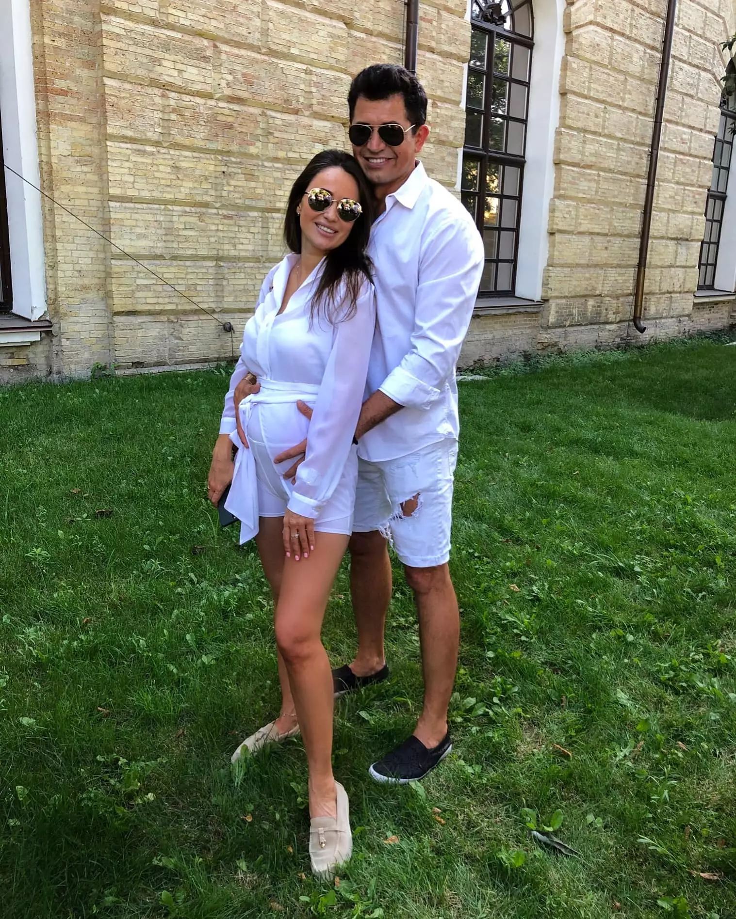Андрей Джеджула с беременной женой