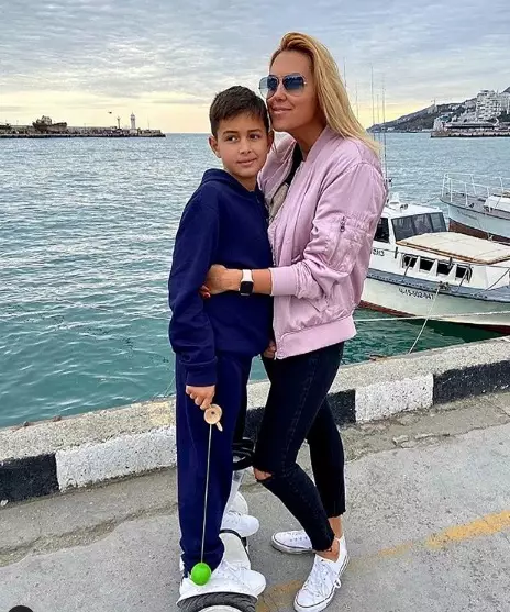 Яна Клочкова з сином