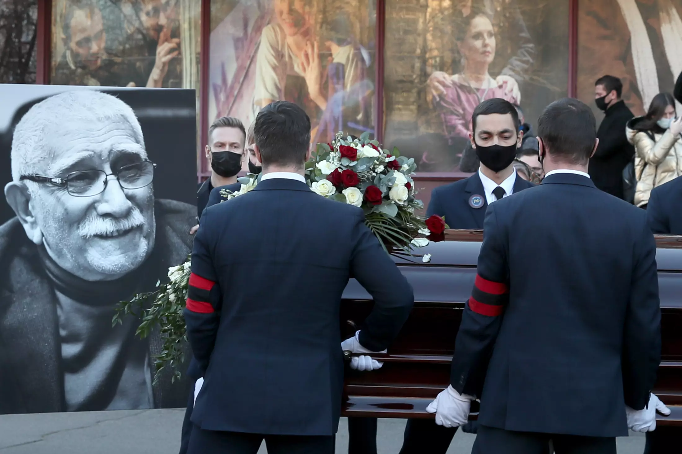 Армена Джигарханяна похоронили в Москве