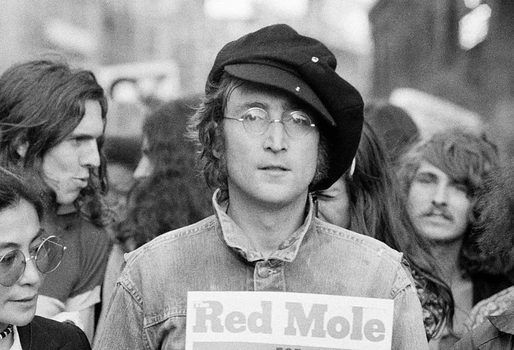 Джон Леннон в Гайд-парке в Лондоне на митинге