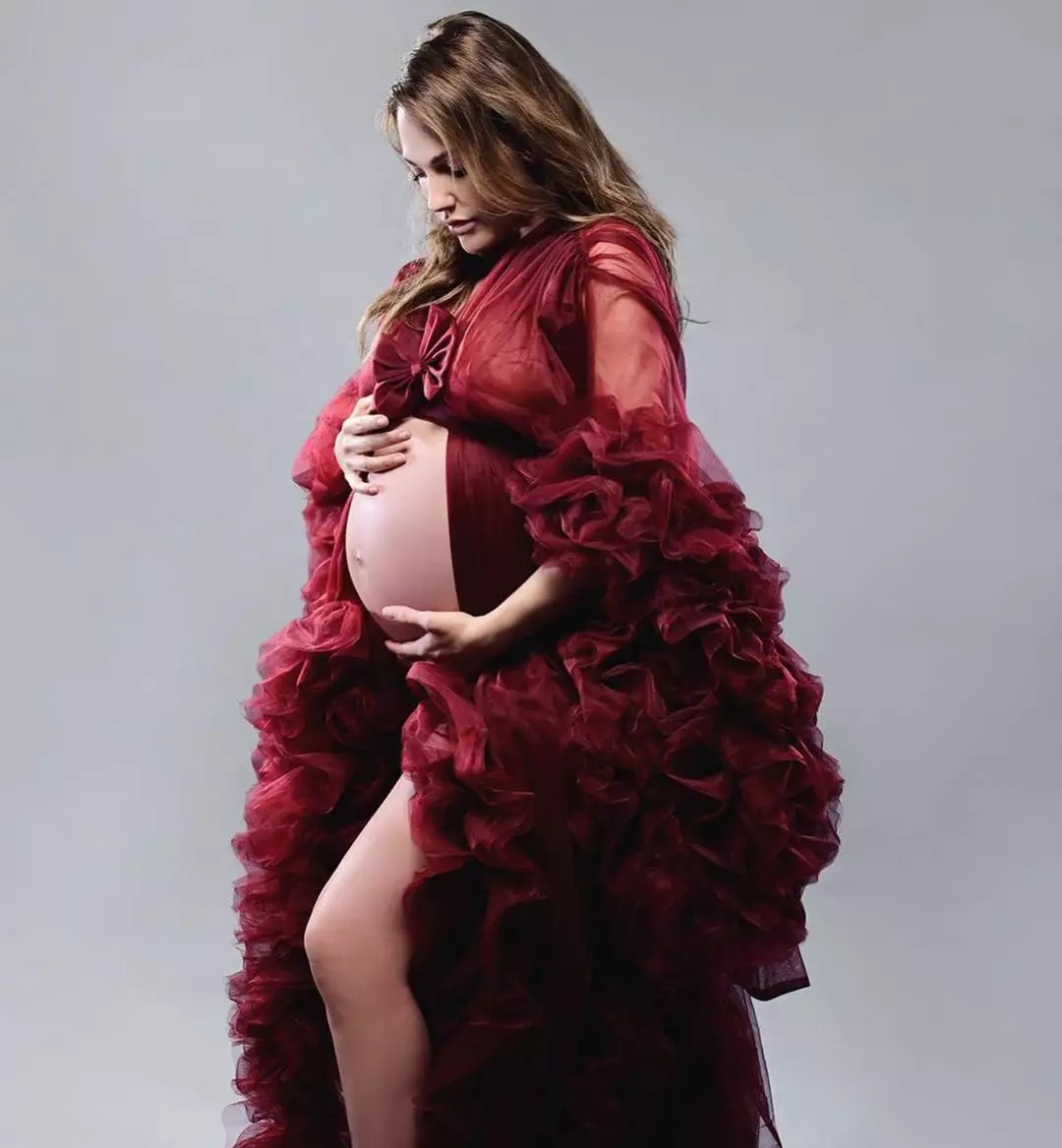 Мер'єм Узерлі на останньому місяці вагітності