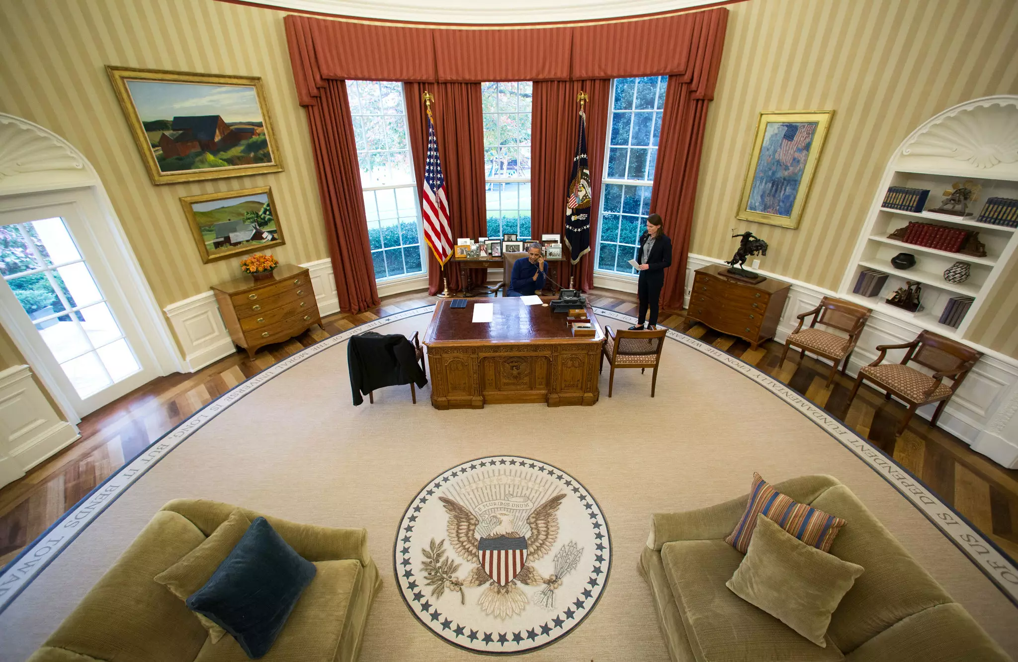 Барак Обама в Овальном кабинете, 2016 год