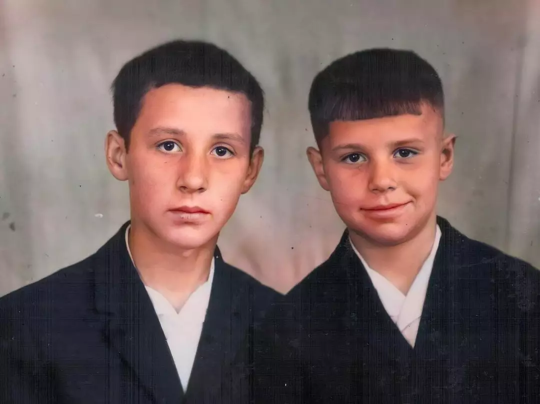 Павел Зибров с братом