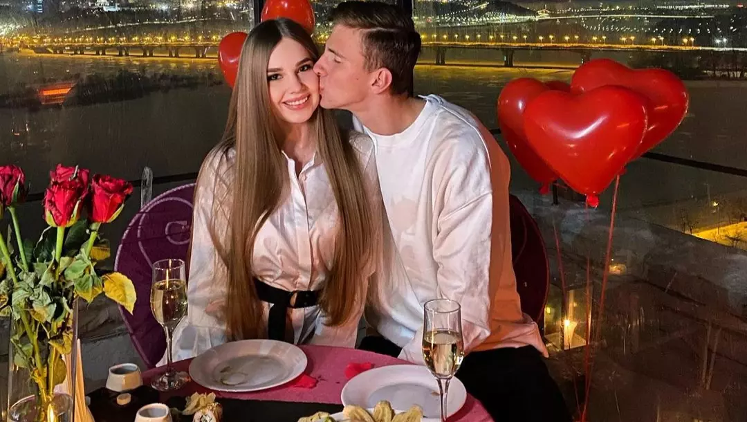 Илья Забарный и его девушка