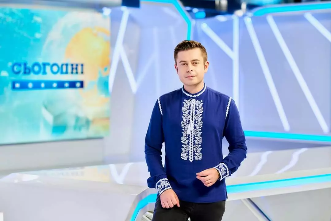 Телеведущий Виталий Школьный