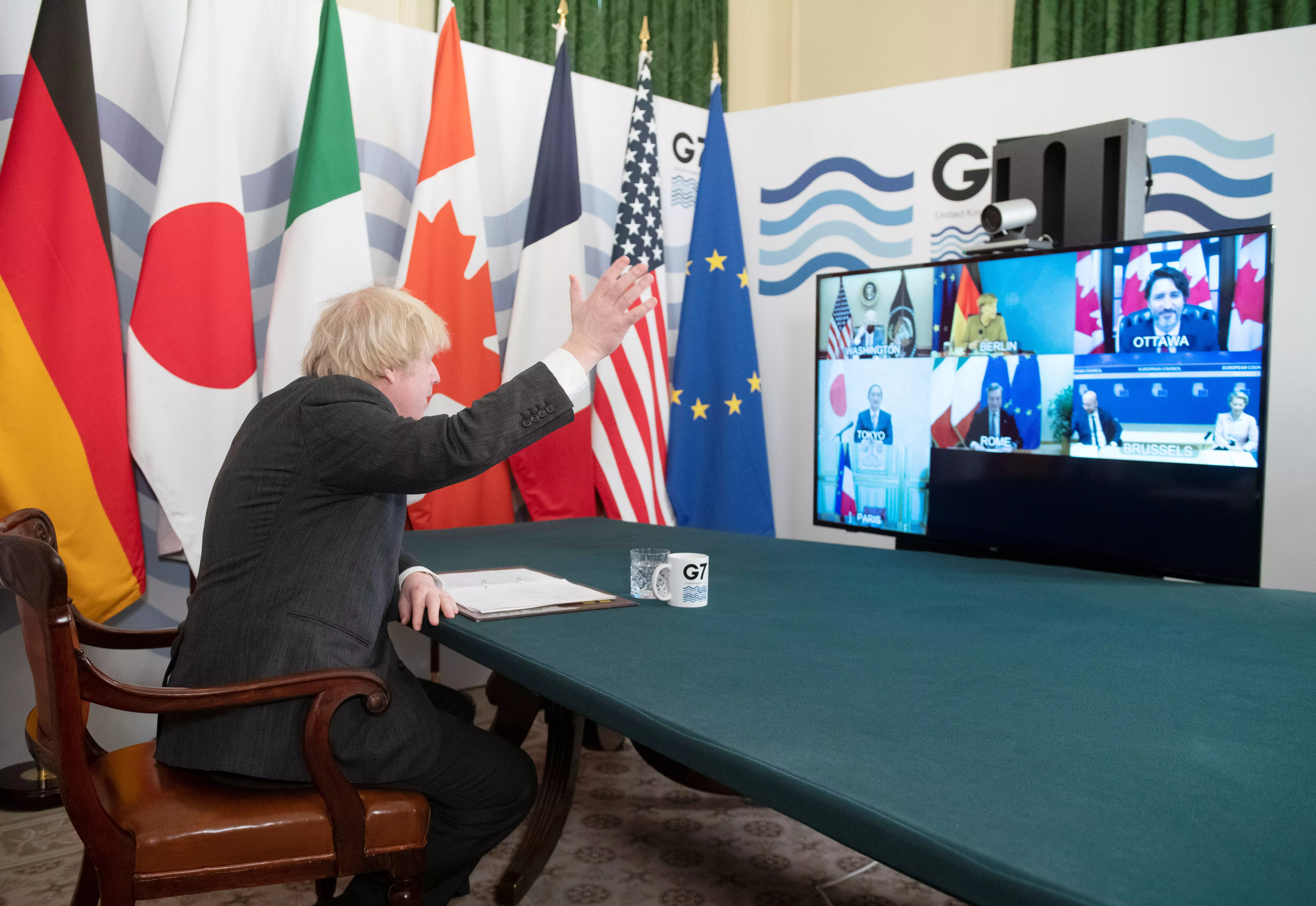 Борис Джонсон на саммите G7. Фото: Geoff Pugh/REUTERS