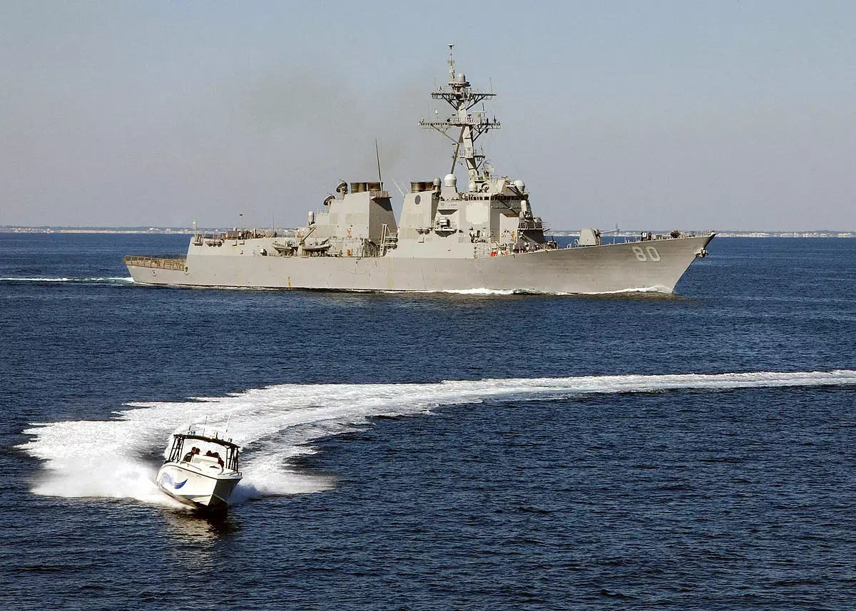 Эсминец Шестого флота ВМС США USS Roosevelt спущен на воду в 1999 году. Фото: Wikipedia