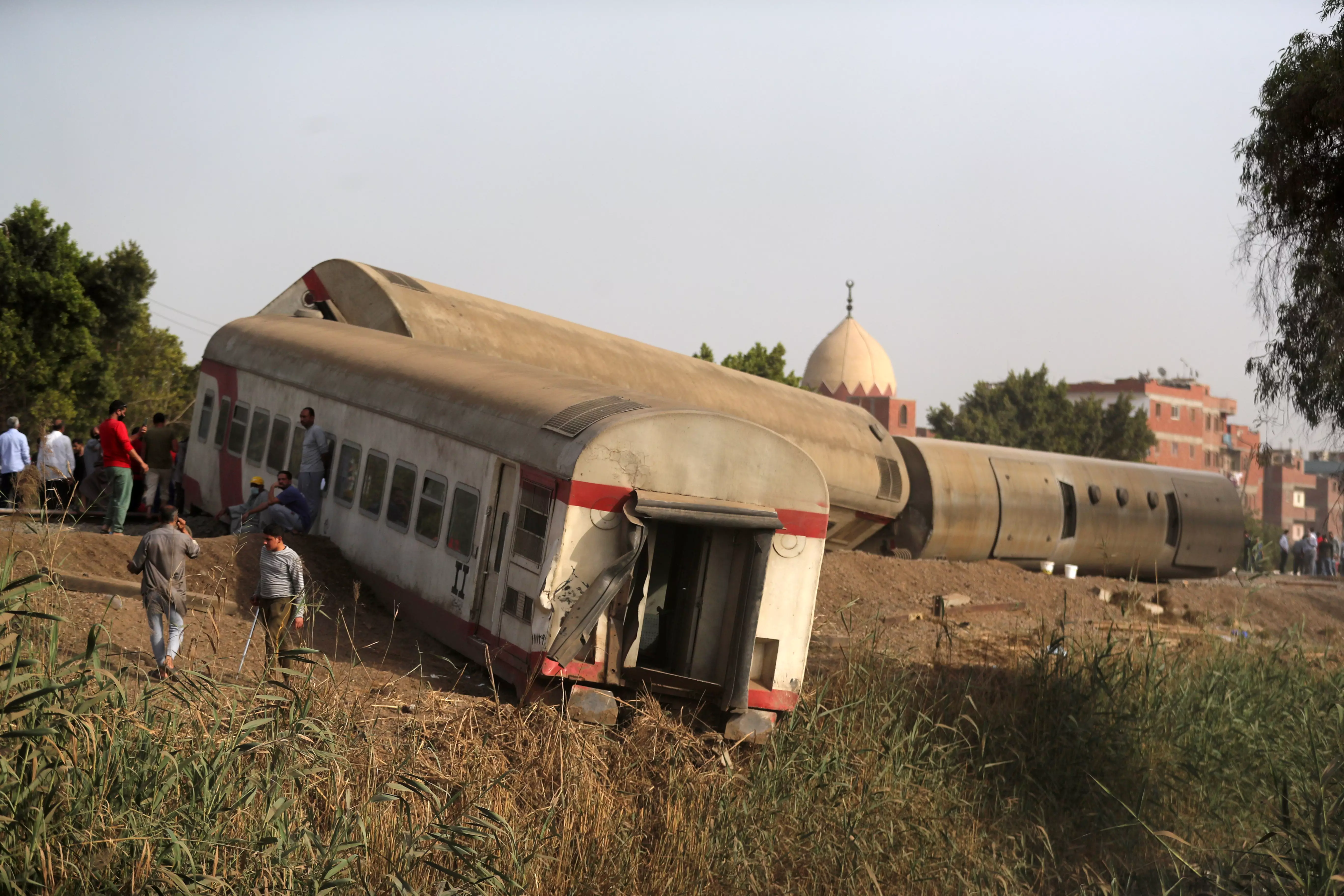 Поезд сошел с рельсов в Индии. Фото: REUTERS/ANF