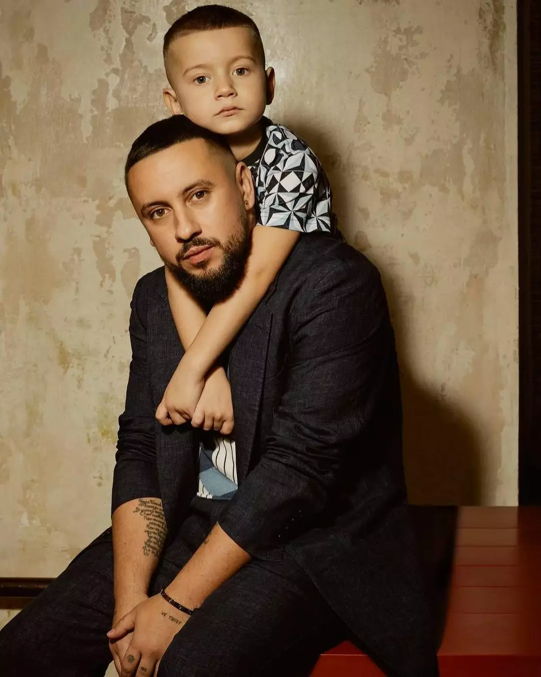 Дмитрий Монатик с сыном