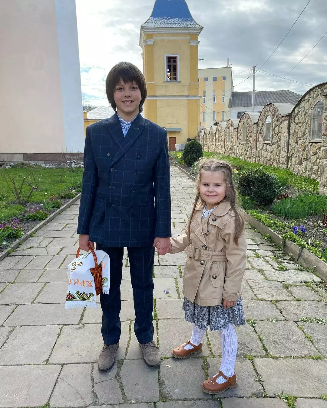 Син Сергія Притули Дмитро зі своєю молодшою сестрою з боку матері – Катею