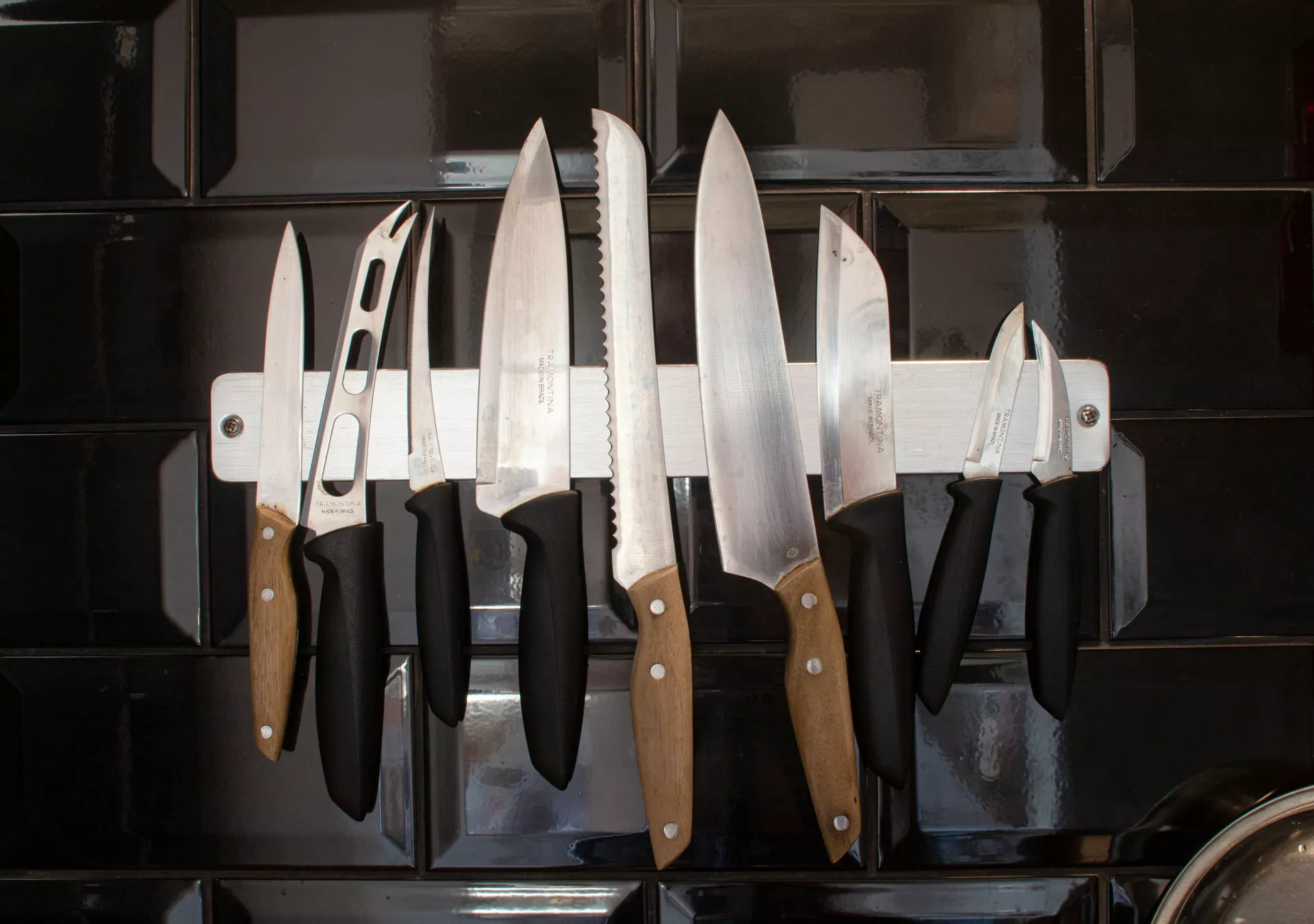 Как выбрать держатель или подставку для кухонных ножей