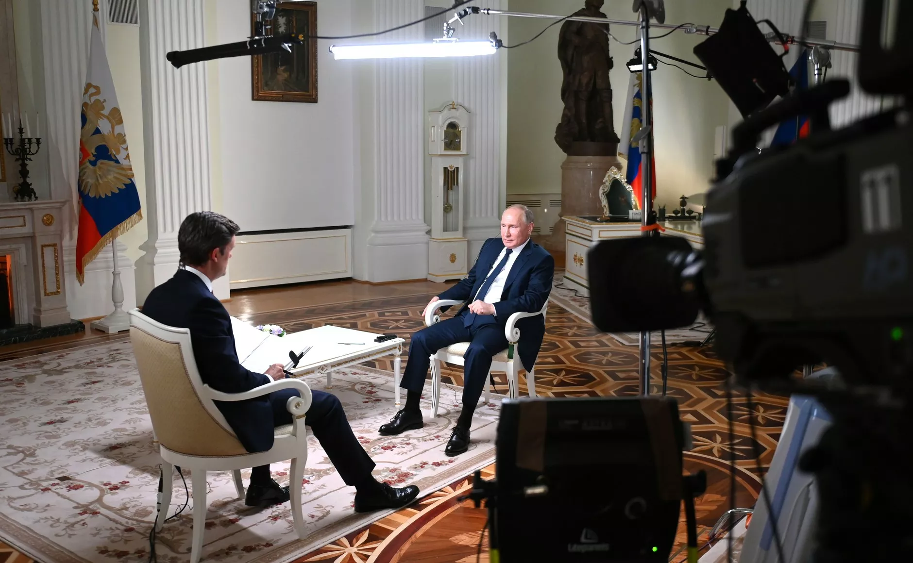 Путин дал интервью телеканалу NBC