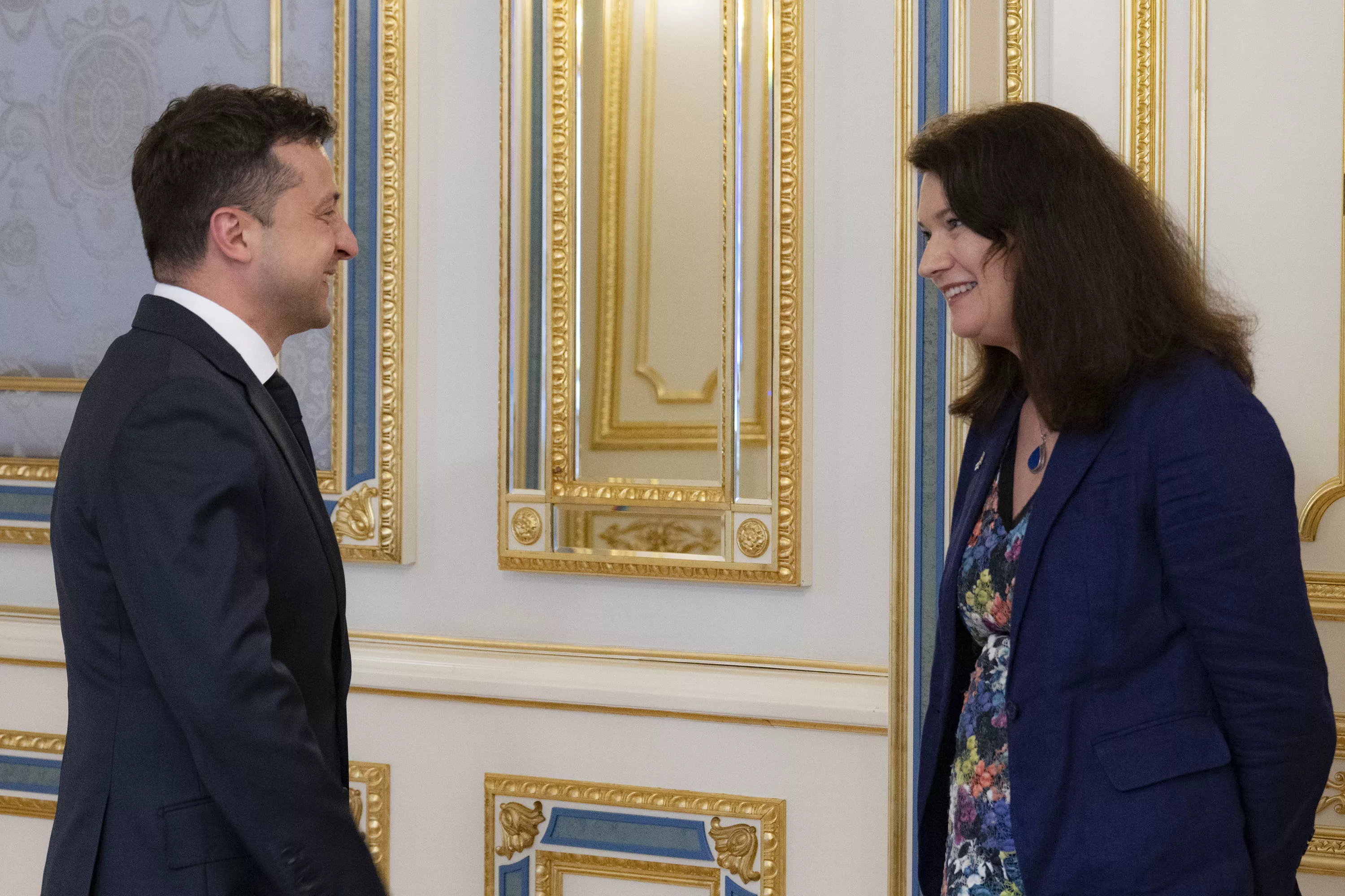 Президент Украины второй раз за год принял в Киеве главу ОБСЕ