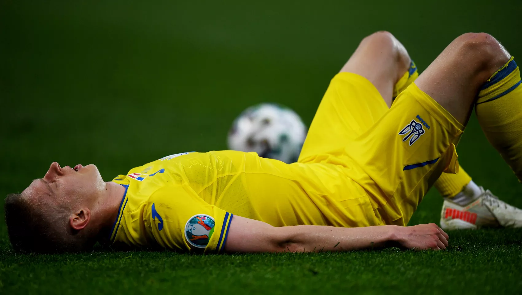 Футболист сборной Украины после поражения от Австрии
