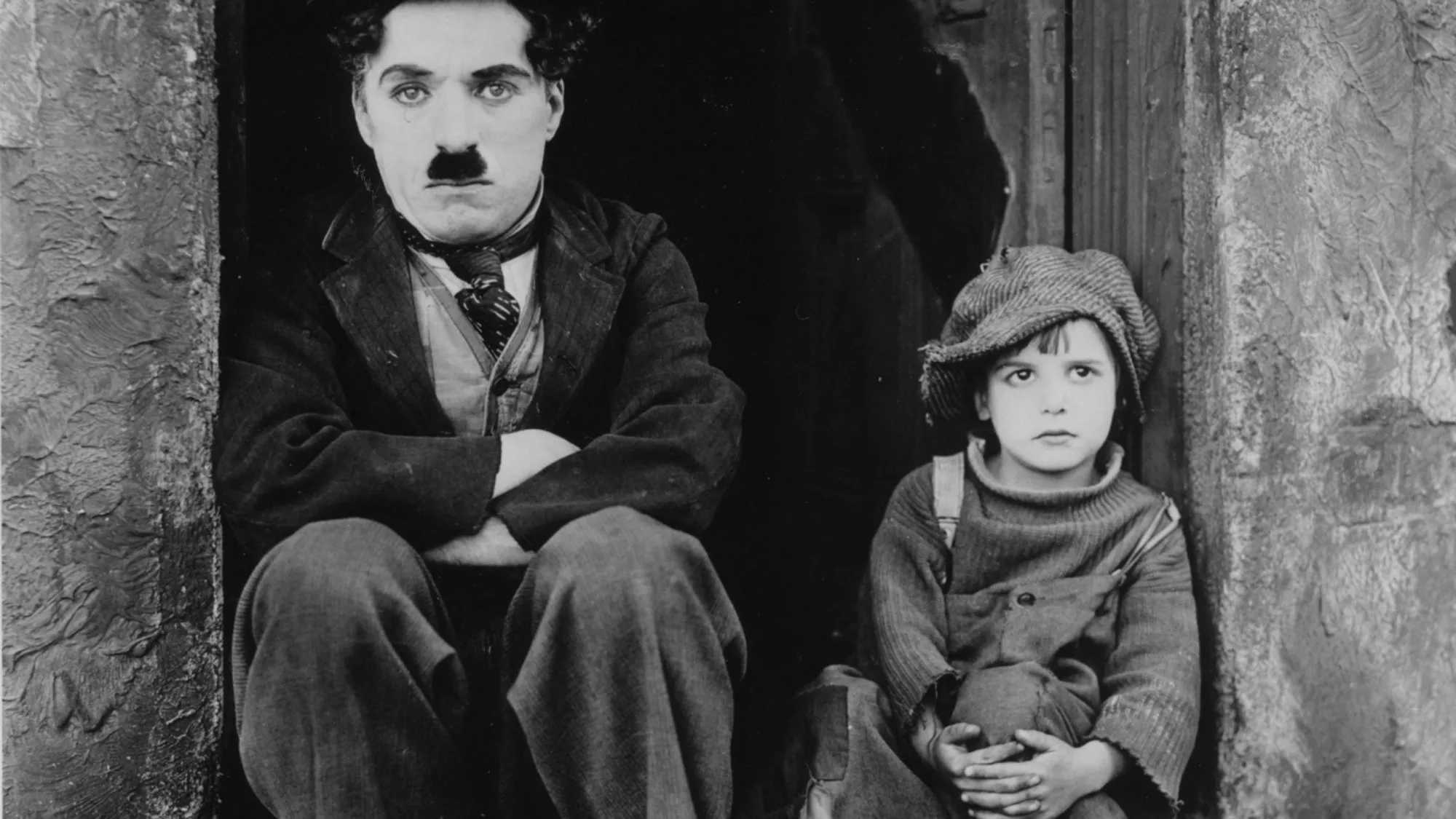 Кадр з фільму Чапліна "Малюк"