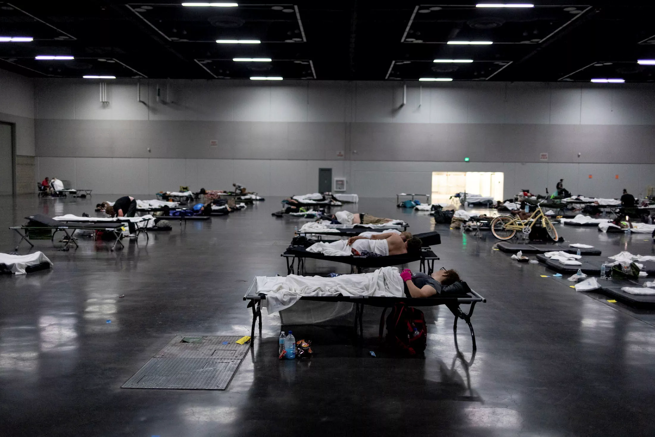 В Орегоні люди рятуються від спеки в спеціальних охолоджуваних центрах. Фото: REUTERS/Maranie Staab