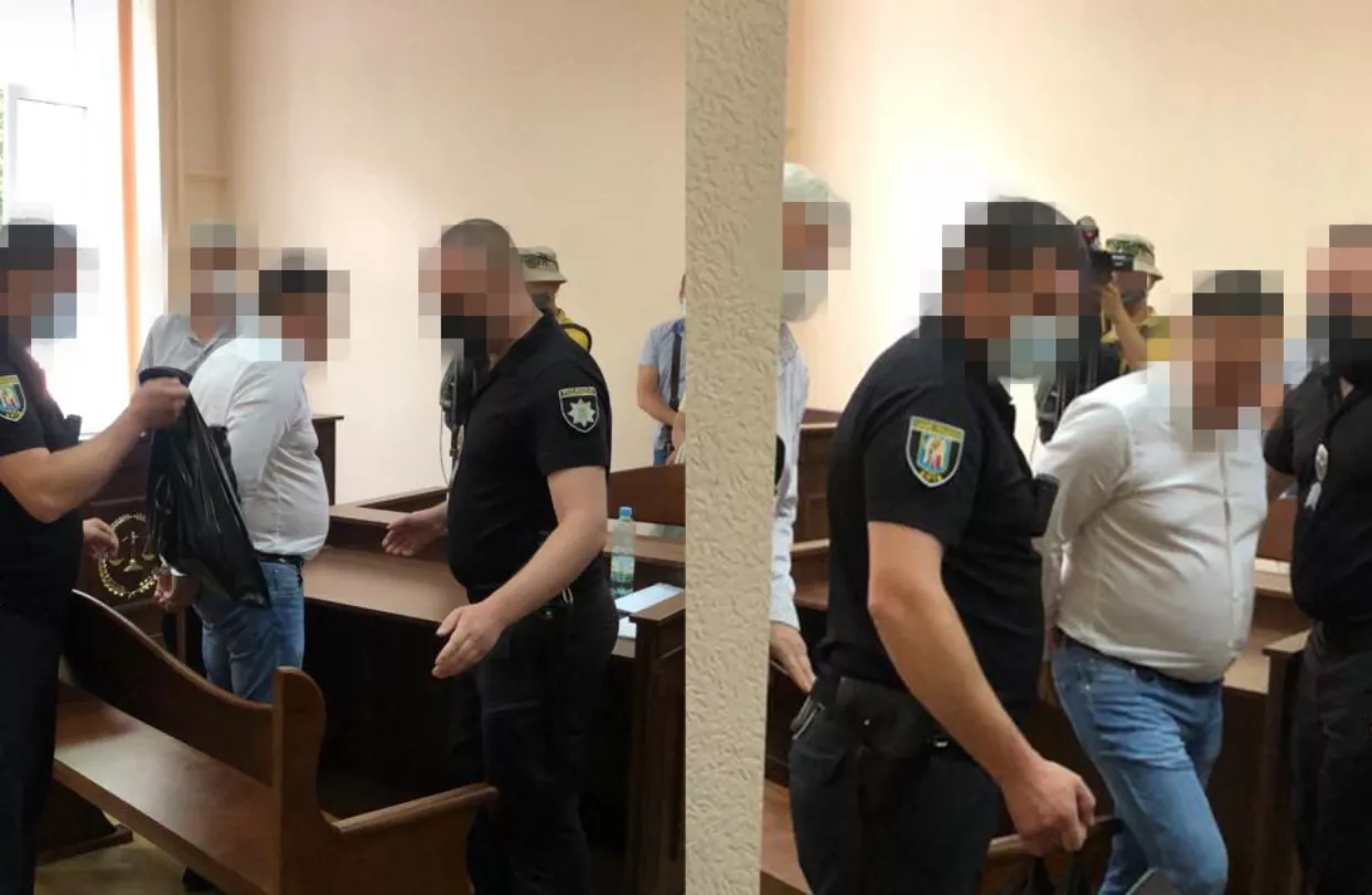 Володимира Шандру відправляють з суду до СІЗО. Фото: ДБР
