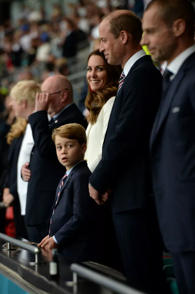 Кейт Миддлтон, принц Уильям и принц Джордж посетили финал Евро-2020
