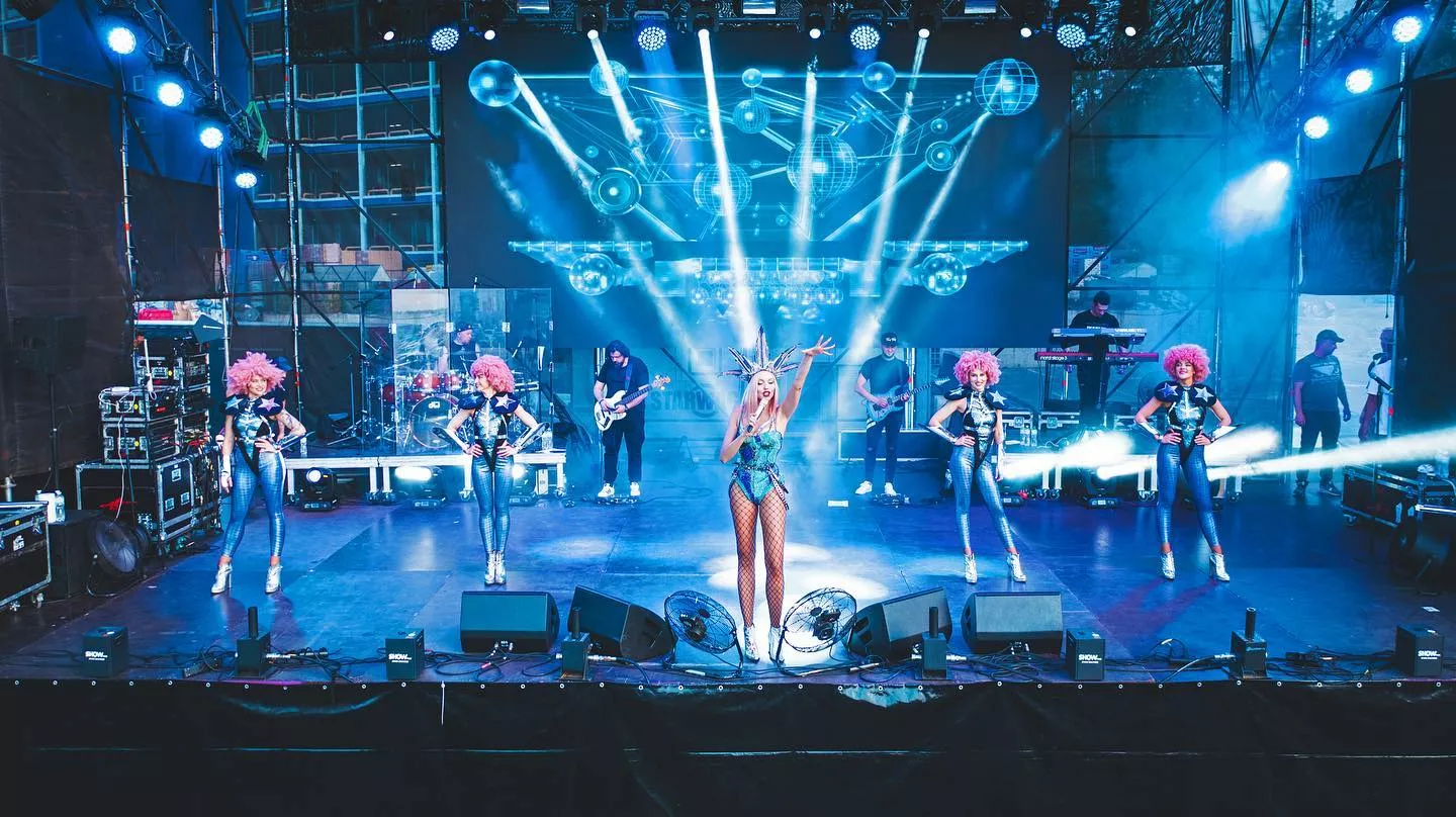 Оля Полякова провела концерты в трех городах Украины