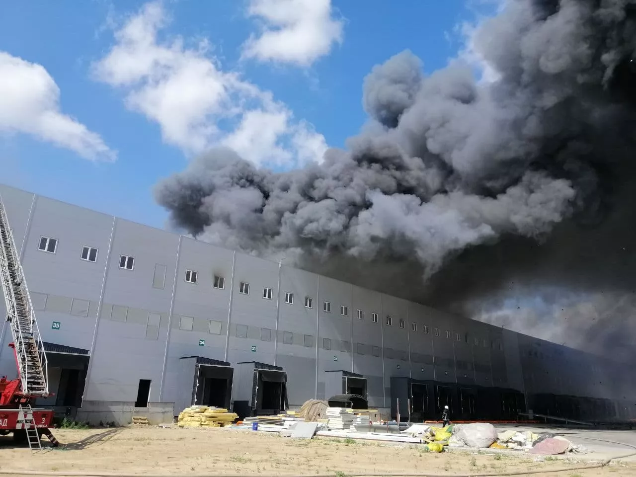Пожар на складах под Одессой