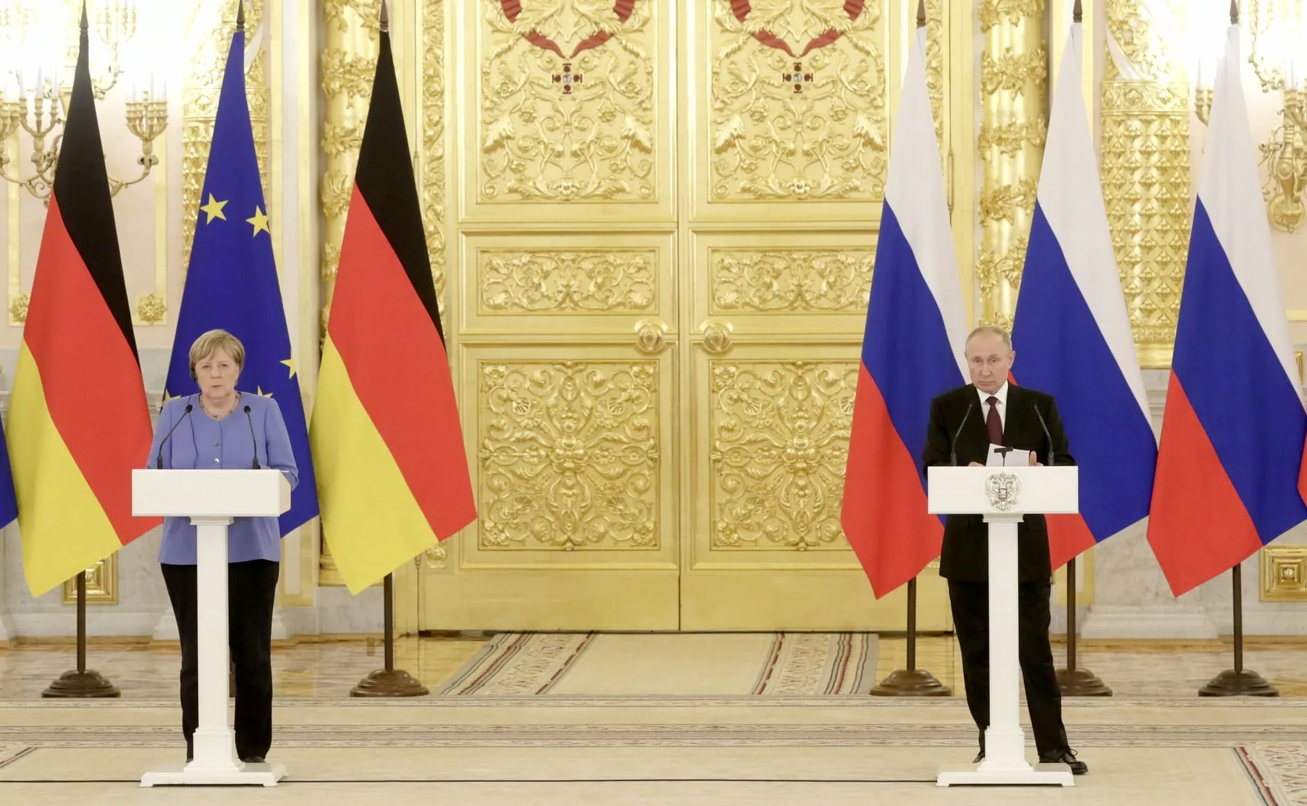 Меркель та Путін провели спільну пресконференцію