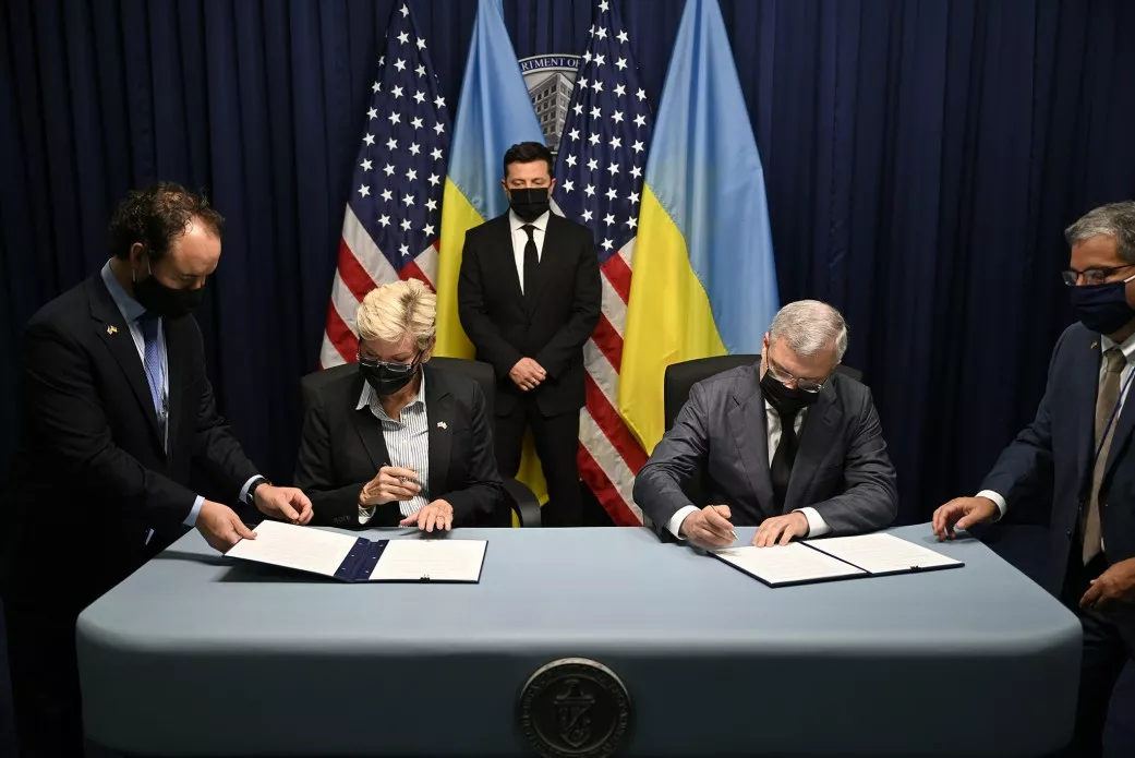 У Вашингтоні вже підписані перші спільні документи / Фото Офісу президента України