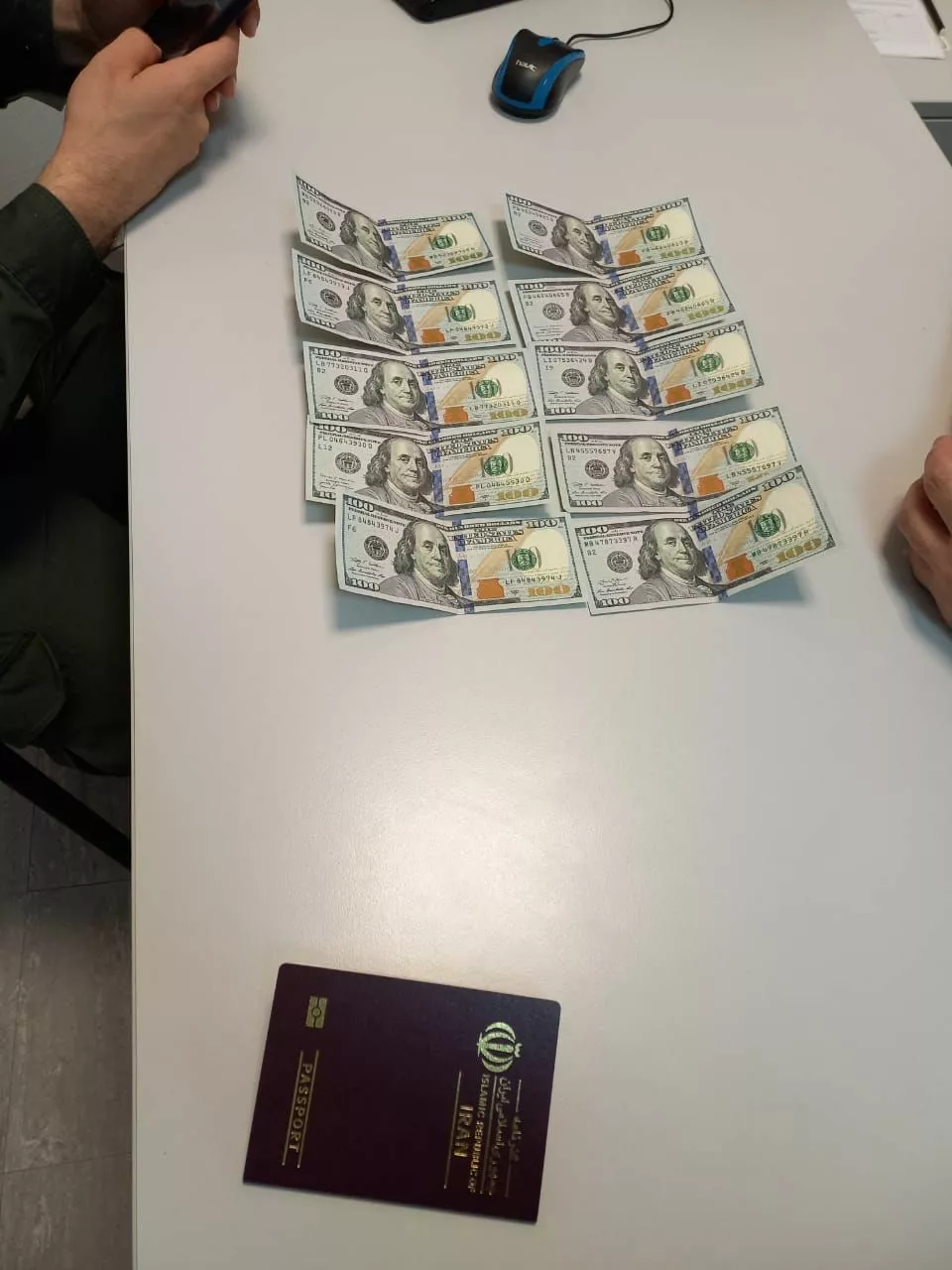 Иранец предлагал взятку пограничникам. Фото: Государственная пограничная служба Украины