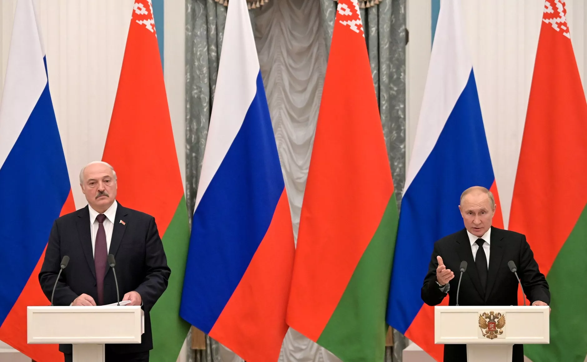 Лукашенко та Путін погодили 28 програм