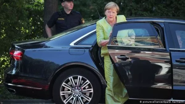 Audi A8 L Security Ангели Меркель коштує близько 750 тисяч доларів. Фото: picture-alliance/dpa