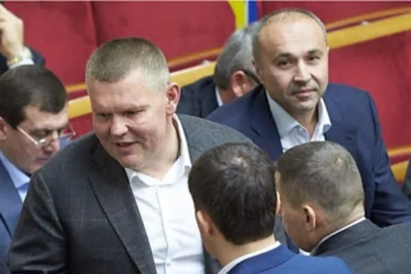 Валерий Давиденко и Борис Приходько, по мнению Полякова, были причастны к махинациям с Ощадбанком