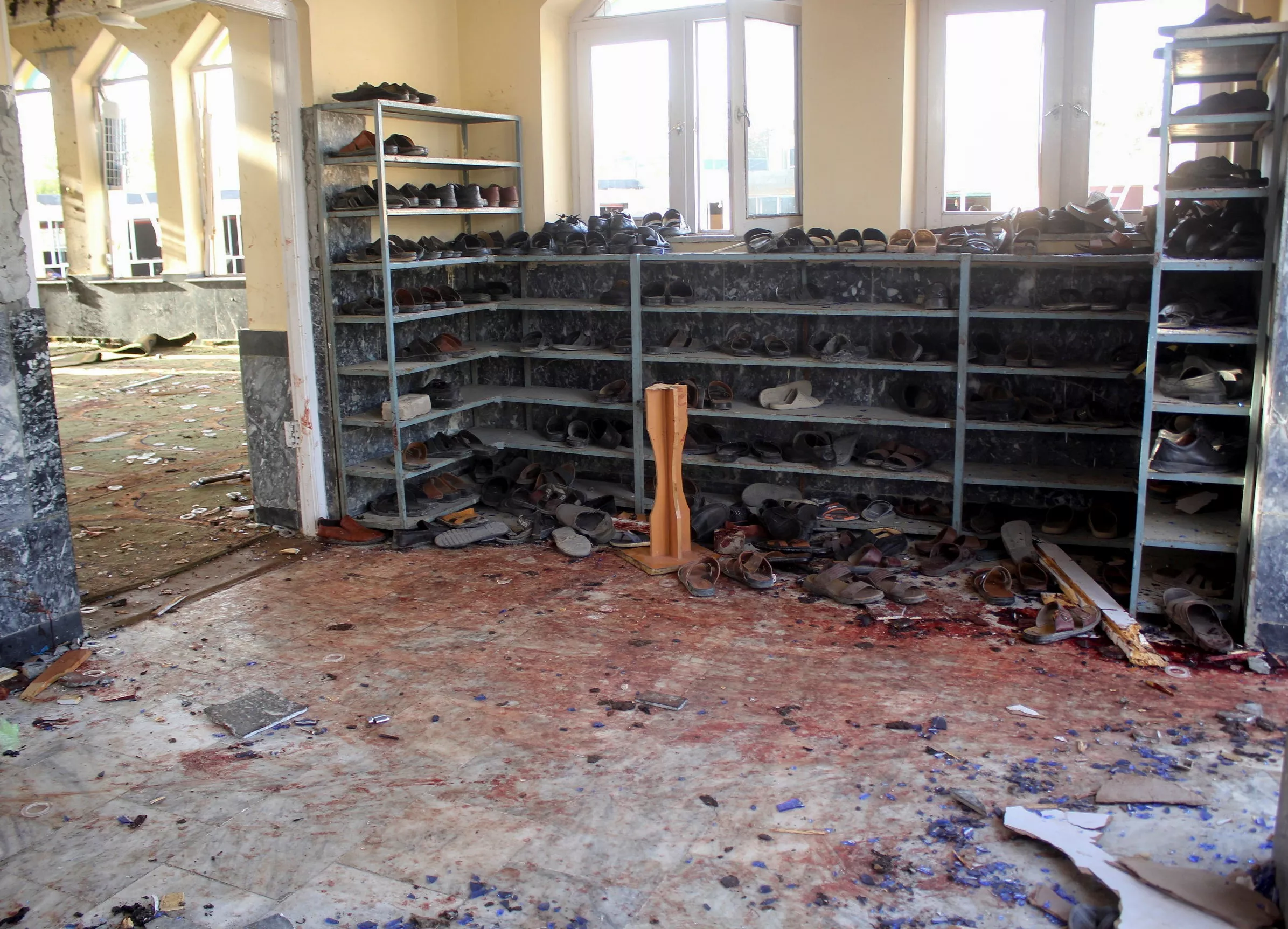 У мечеті після теракту/Фото Reuters