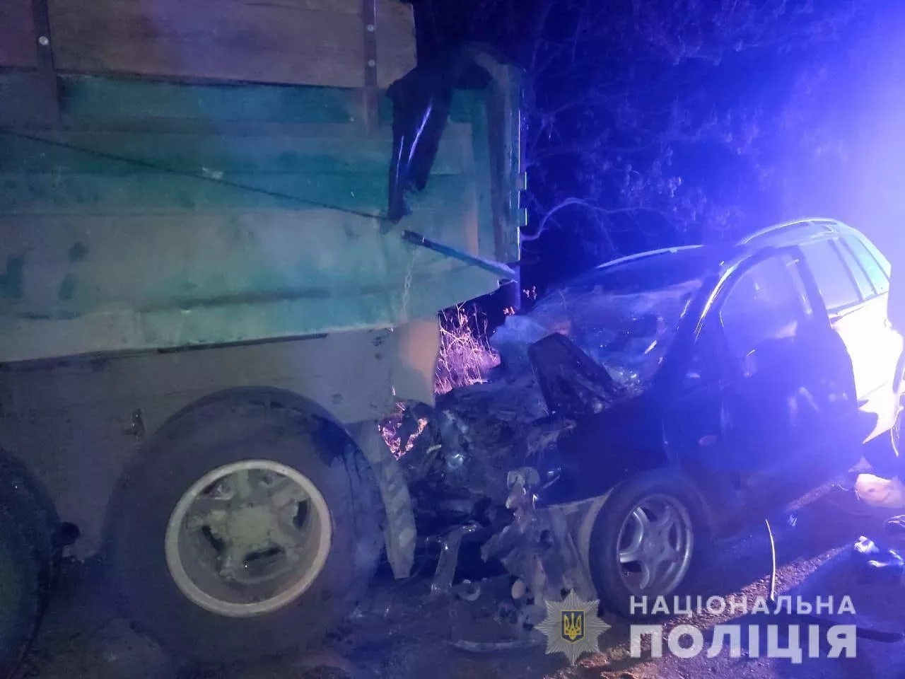 Водитель и пассажир легковушки получили смертельные травмы/Фото: ГУНП в Черновицкой области