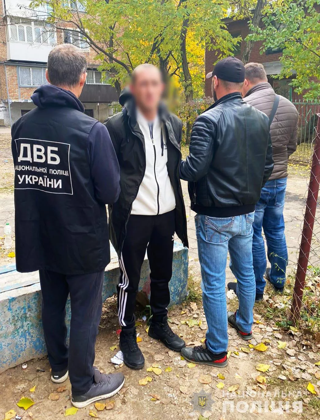 Преступника задержали. Фото: ГУНП Украины