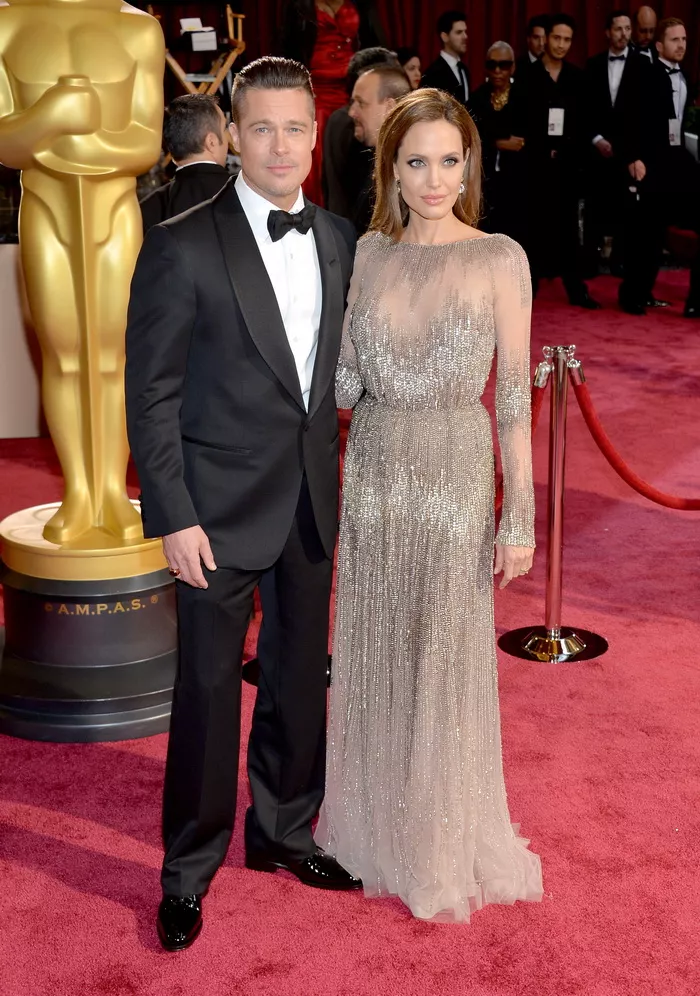 Анджелина Джоли с Брэдом Питтом на красной дорожке церемонии "Оскар" – 2014