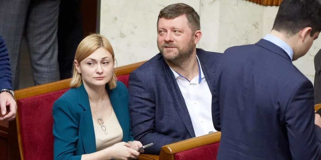 По словам Евгении Кравчук, съезд состоится во второй половине ноября. Александр Корниенко отметил, что на мероприятии обсудят работу партии. Фото: delo.ua