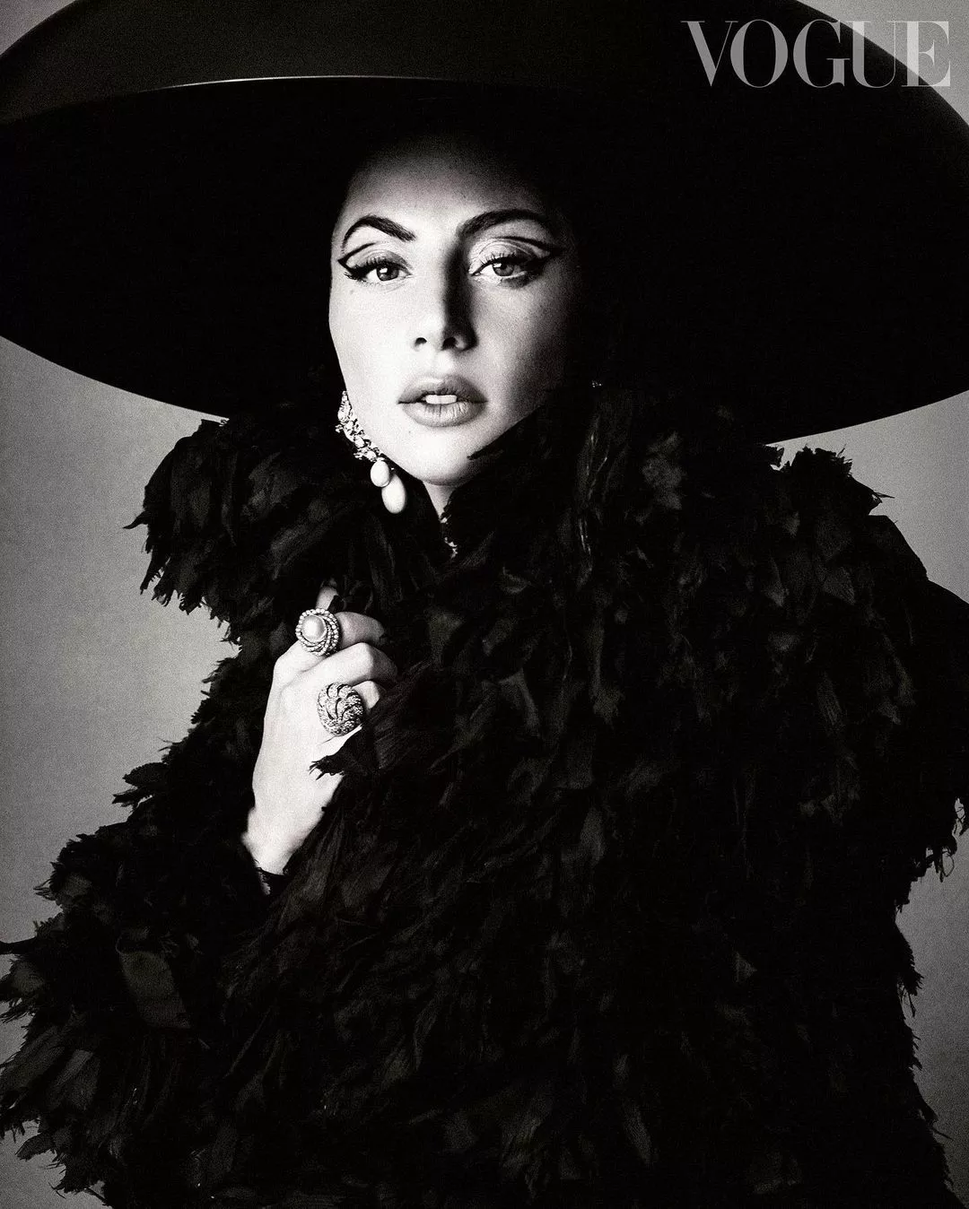 Леди Гага в фотосессии для британского Vogue