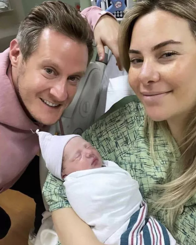 Бывший супруг Меган Маркл показал новорожденную дочь