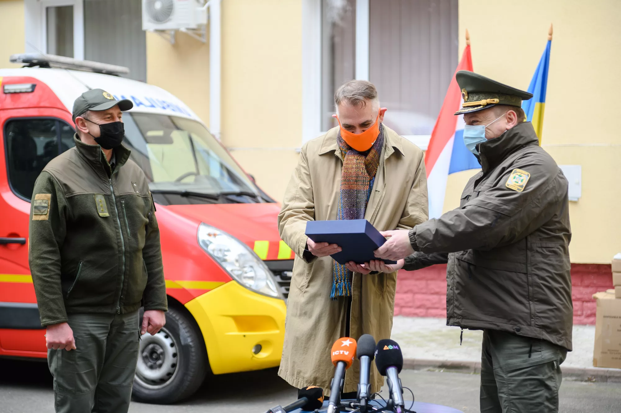 Пограничники получили помощь от Нидерландов. Фото: пресс-служба посольства Королевства Нидерланды в Украине