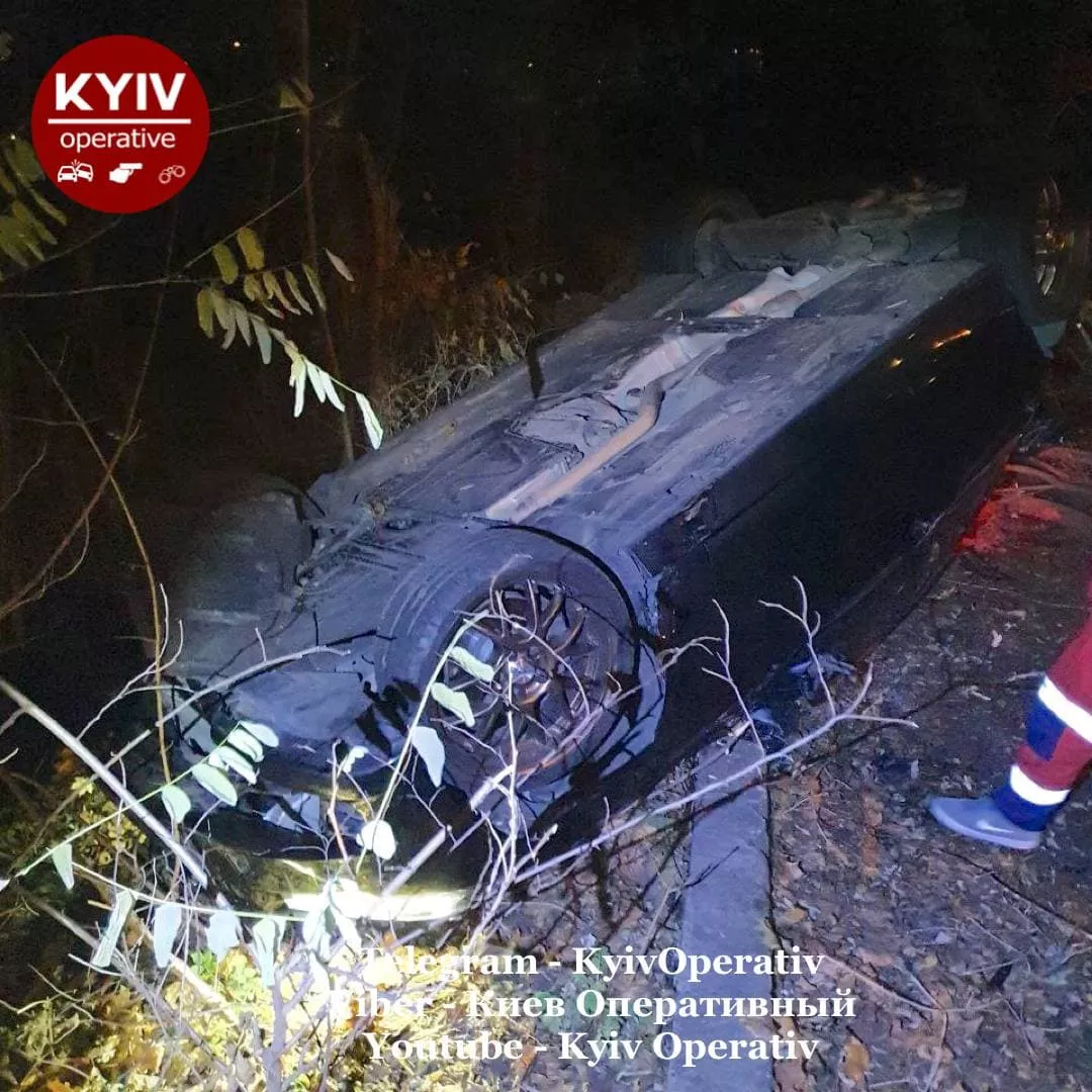 Водитель скрылся в неизвестном направлении/Фото: Telegram /Киев Оперативный