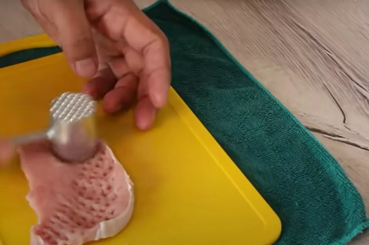 Як відбивати м'ясо / Фото: pinterest
