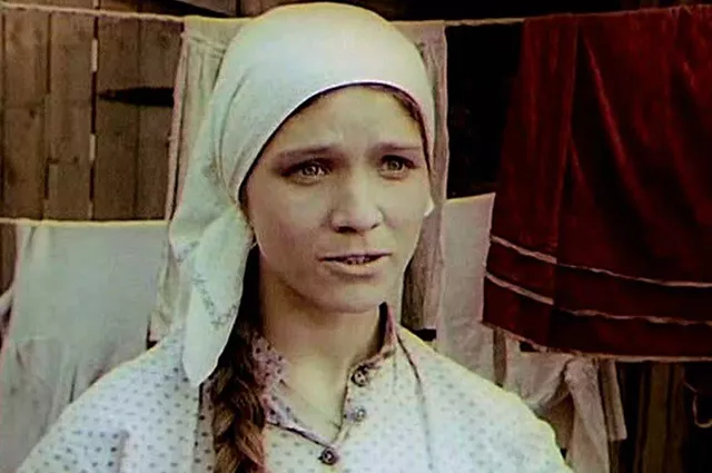 Нина Русланова в сериале "Тени исчезают в полдень".