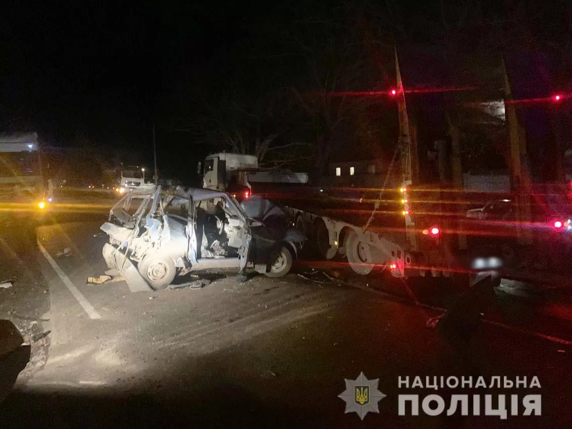 ДТП произошло с участием трех автомобилей/Фото: Facebook/Полиция Черниговской области